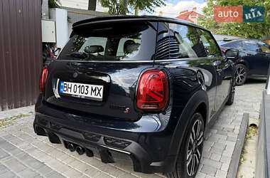 Хетчбек MINI Hatch 2021 в 