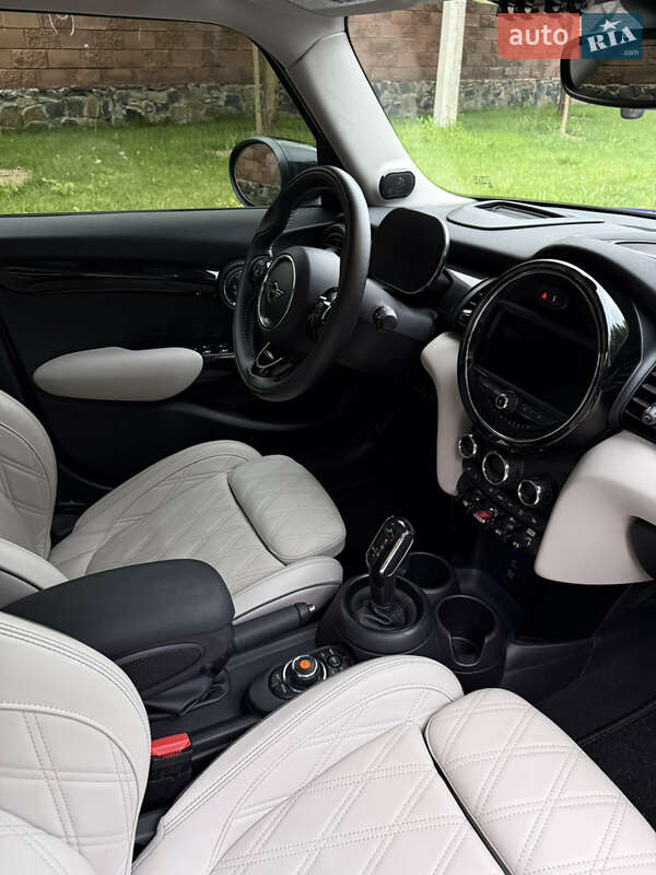 Хетчбек MINI Hatch 2020 в Рівному