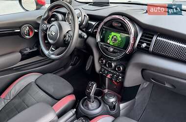 Хетчбек MINI Hatch 2019 в 