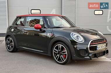 Хетчбек MINI Hatch 2019 в 