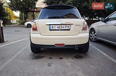Хэтчбек MINI Hatch 2010 в 