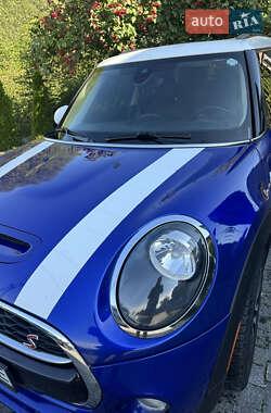 Хетчбек MINI Hatch 2018 в 