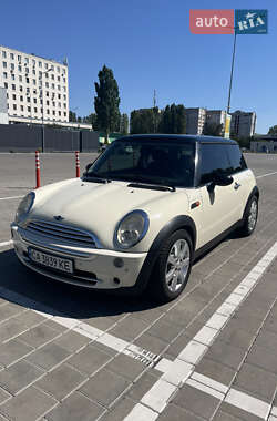 Хетчбек MINI Hatch 2005 в Черкасах