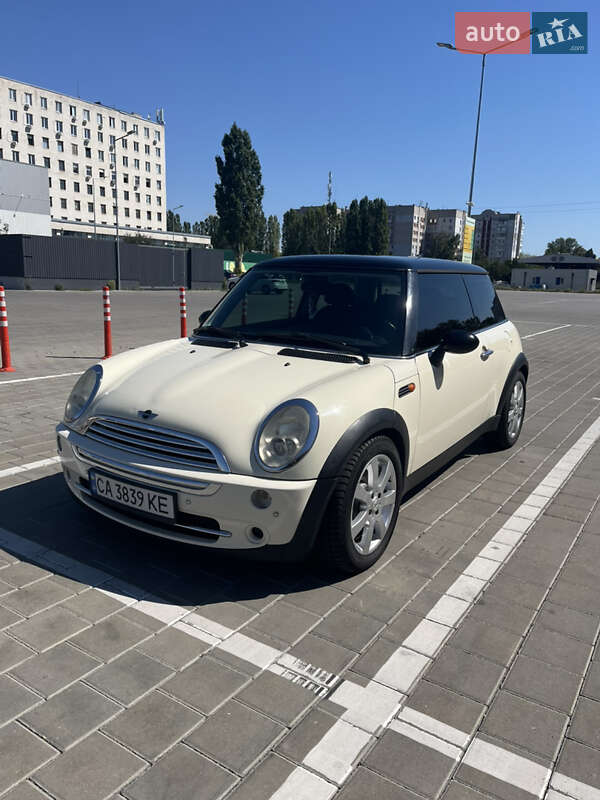 Хетчбек MINI Hatch 2005 в Черкасах фото 2 Хетчбек MINI Hatch 2005 в Черкасах
