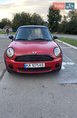 Хетчбек MINI Hatch 2007 в Гореничах
