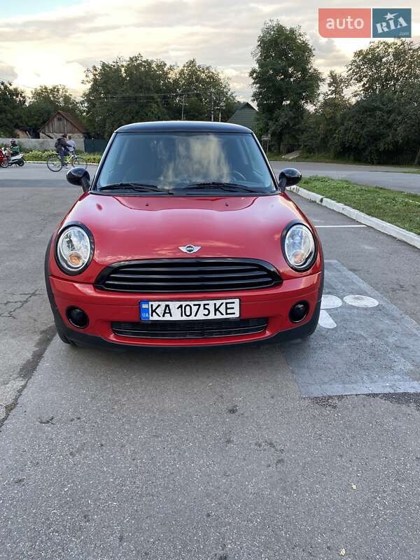 Хетчбек MINI Hatch 2007 в 