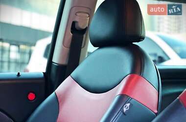 Хетчбек MINI Hatch 2005 в 