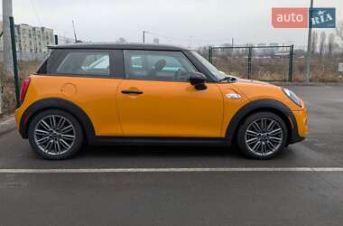 Хэтчбек MINI Hatch 2017 в 