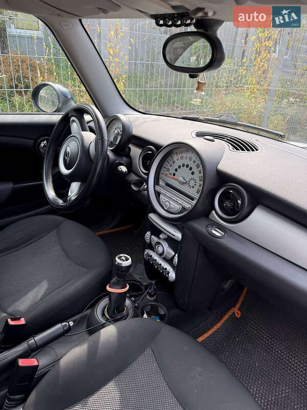 Хетчбек MINI Hatch 2008 в Києві фото 5 Хетчбек MINI Hatch 2008 в Києві
