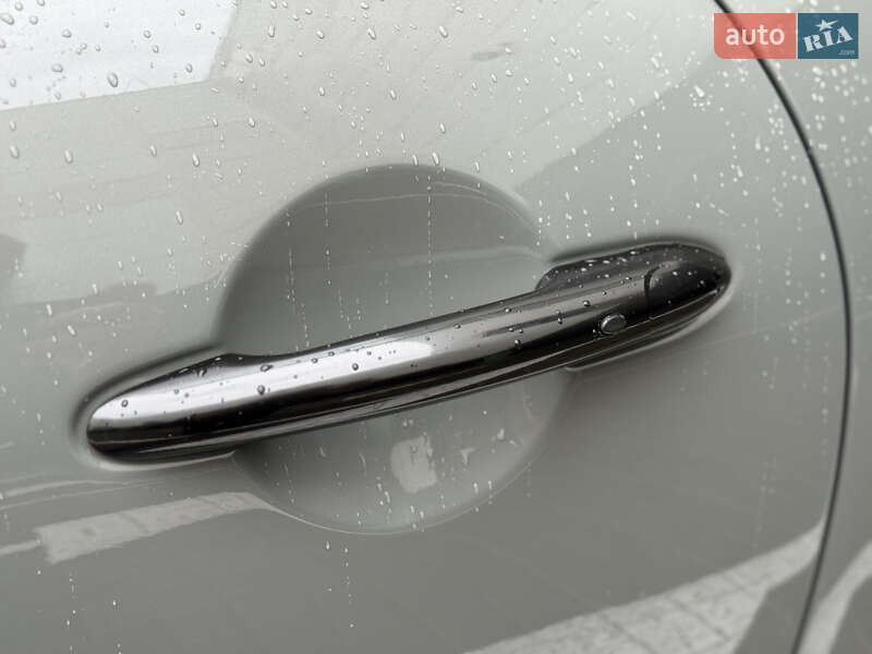 Хэтчбек MINI Hatch 2018 в Киеве