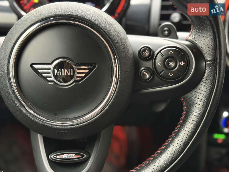 Хэтчбек MINI Hatch 2018 в Киеве
