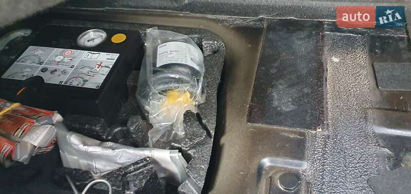 Хетчбек MINI Hatch 2010 в Дніпрі