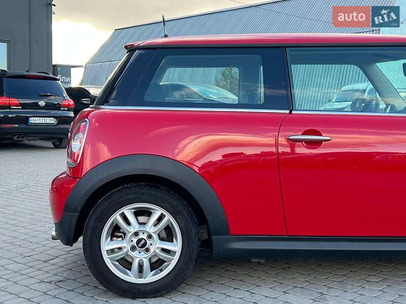 Хетчбек MINI Hatch 2013 в Львові