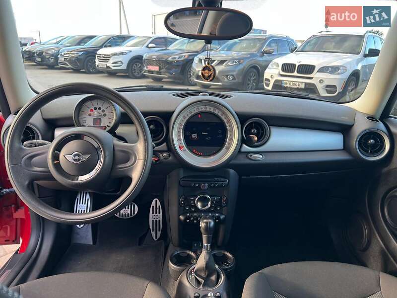 Хетчбек MINI Hatch 2013 в Львові