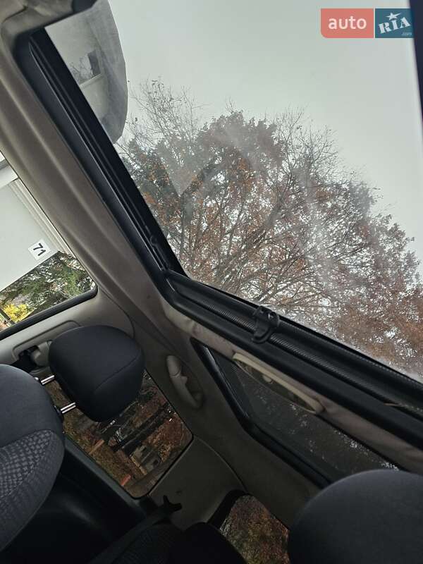 Хэтчбек MINI Hatch 2004 в Киеве фото 15 Хэтчбек MINI Hatch 2004 в Киеве