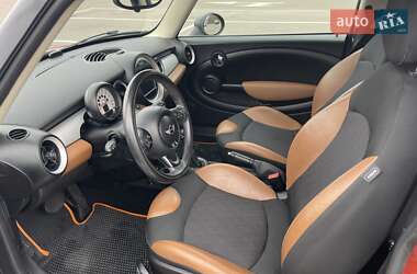 Хэтчбек MINI Hatch 2012 в Киеве