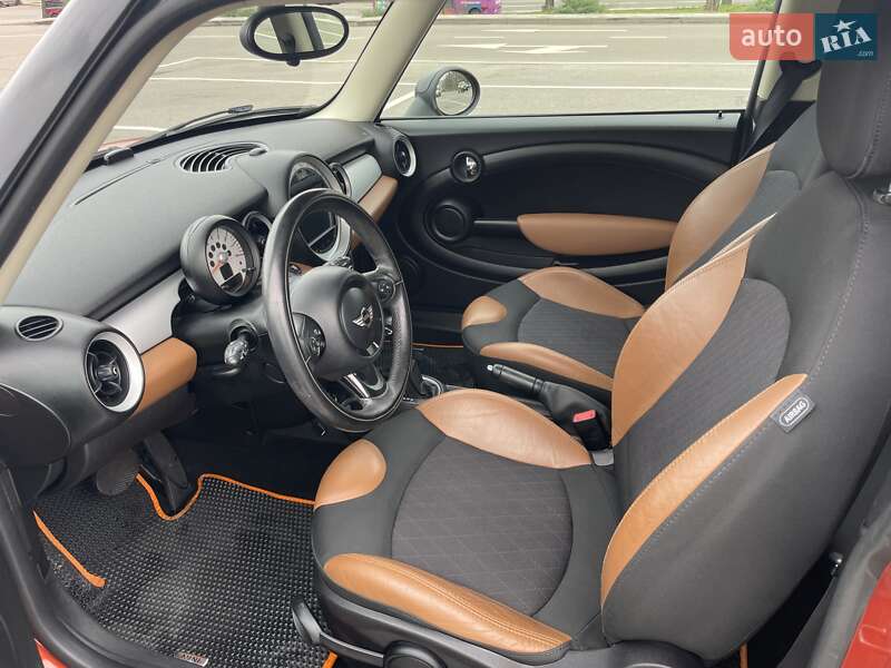 Хэтчбек MINI Hatch 2012 в Киеве фото 9 Хэтчбек MINI Hatch 2012 в Киеве