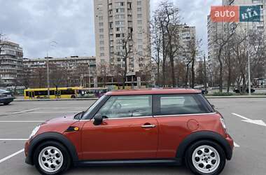 Хэтчбек MINI Hatch 2012 в Киеве