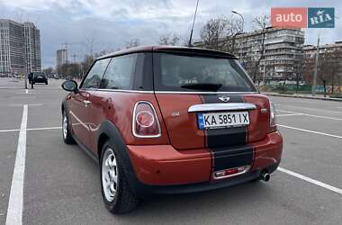 Хэтчбек MINI Hatch 2012 в Киеве