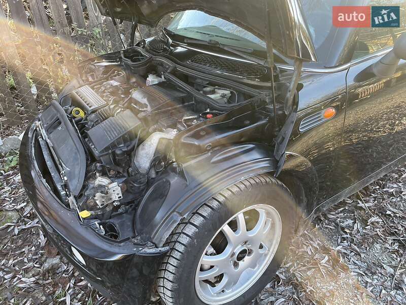 Хетчбек MINI Hatch 2001 в Звягелі