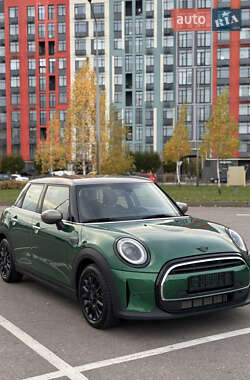 Хетчбек MINI Hatch 2022 в Києві