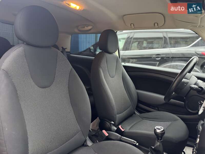 Хэтчбек MINI Hatch 2010 в Сумах фото 39 Хэтчбек MINI Hatch 2010 в Сумах