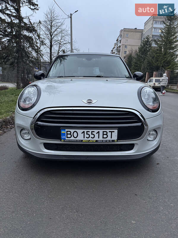 Хэтчбек MINI Hatch 2017 в Тернополе фото 4 Хэтчбек MINI Hatch 2017 в Тернополе