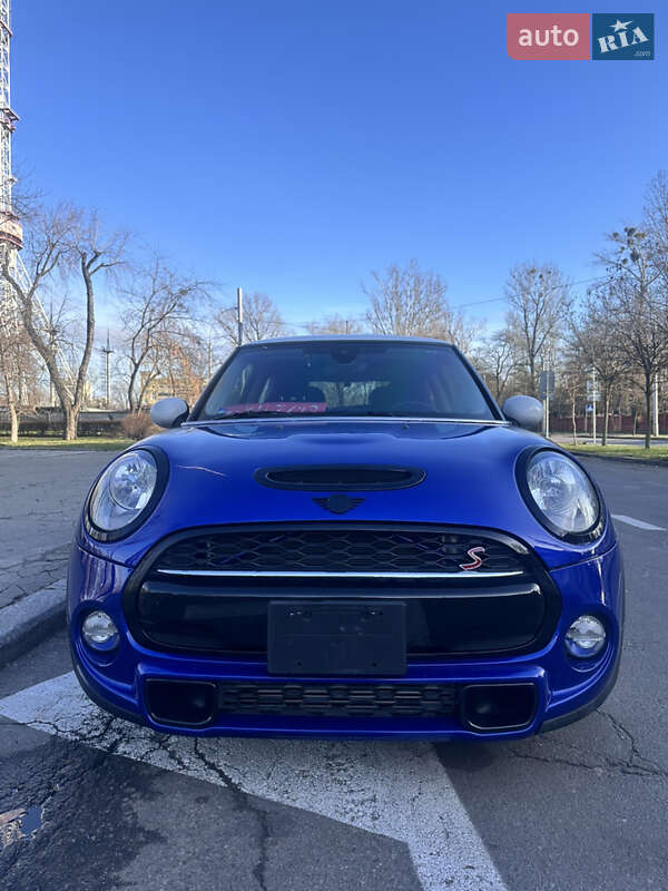 Хэтчбек MINI Hatch 2019 в Киеве фото 2 Хэтчбек MINI Hatch 2019 в Киеве