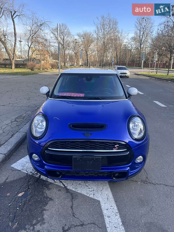 Хэтчбек MINI Hatch 2019 в Киеве фото 3 Хэтчбек MINI Hatch 2019 в Киеве