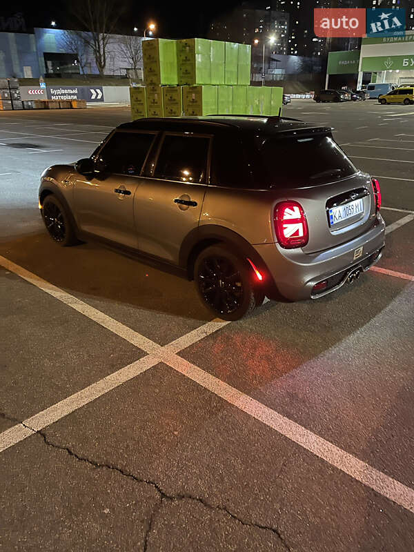 Хетчбек MINI Hatch 2019 в Києві