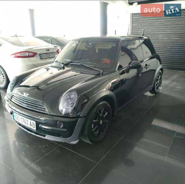 Хэтчбек MINI Hatch 2003 в Одессе