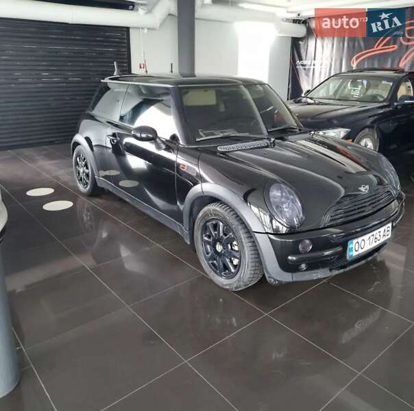 Хэтчбек MINI Hatch 2003 в Одессе
