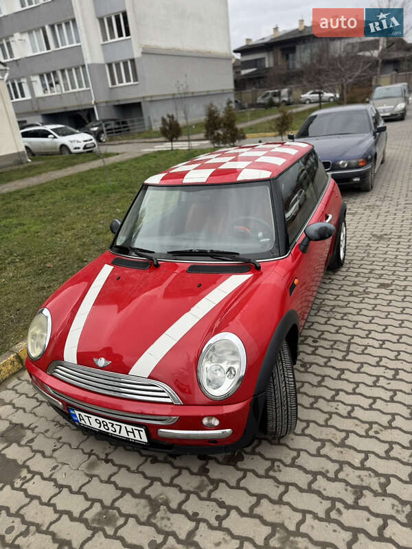 Хэтчбек MINI Hatch 2003 в Ивано-Франковске