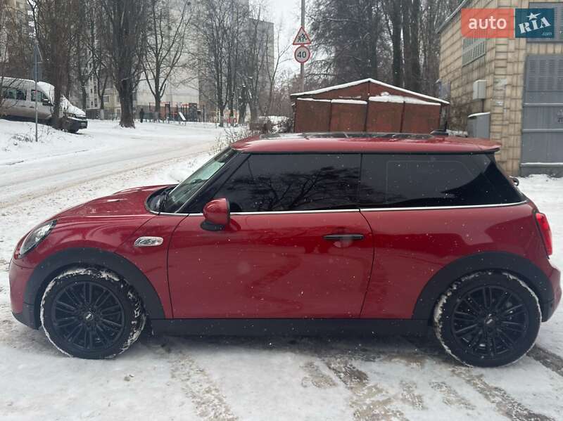 Хэтчбек MINI Hatch 2017 в Киеве фото 6 Хэтчбек MINI Hatch 2017 в Киеве