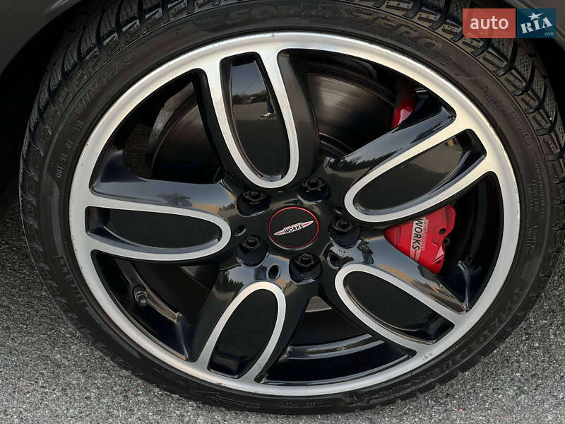 Хэтчбек MINI Hatch 2019 в Киеве