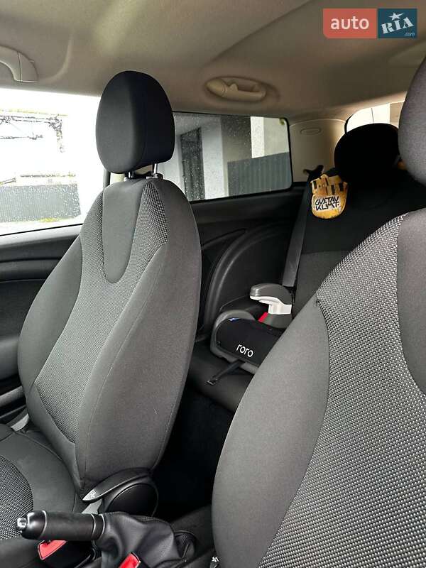 Хетчбек MINI Hatch 2013 в Івано-Франківську фото 7 Хетчбек MINI Hatch 2013 в Івано-Франківську