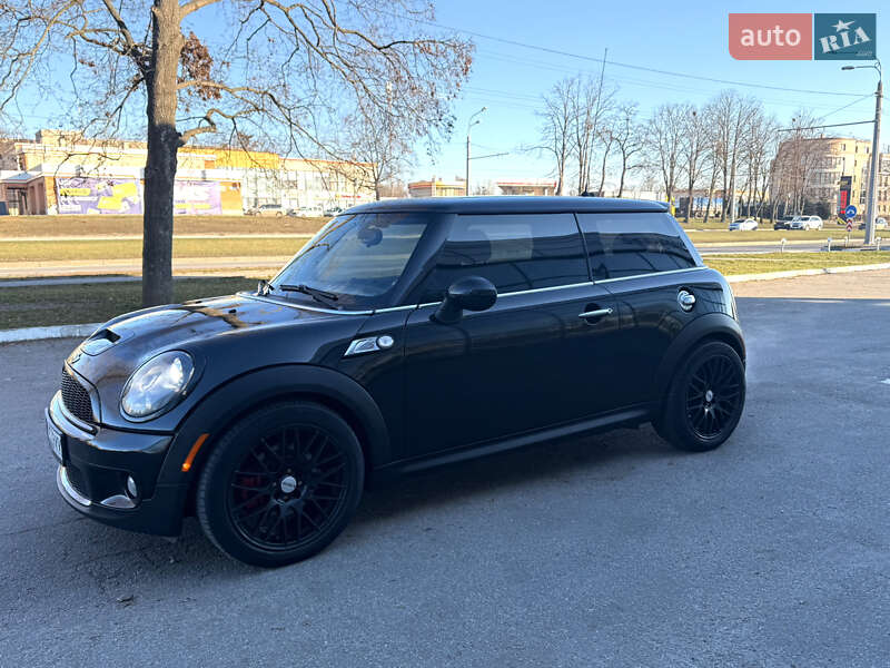 Хэтчбек MINI Hatch 2010 в Харькове