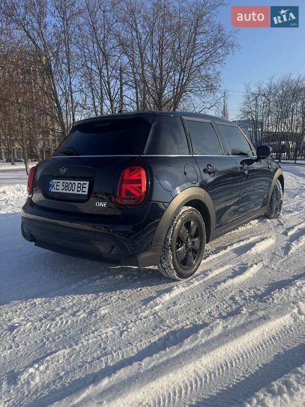 Хэтчбек MINI Hatch 2021 в Днепре фото 2 Хэтчбек MINI Hatch 2021 в Днепре