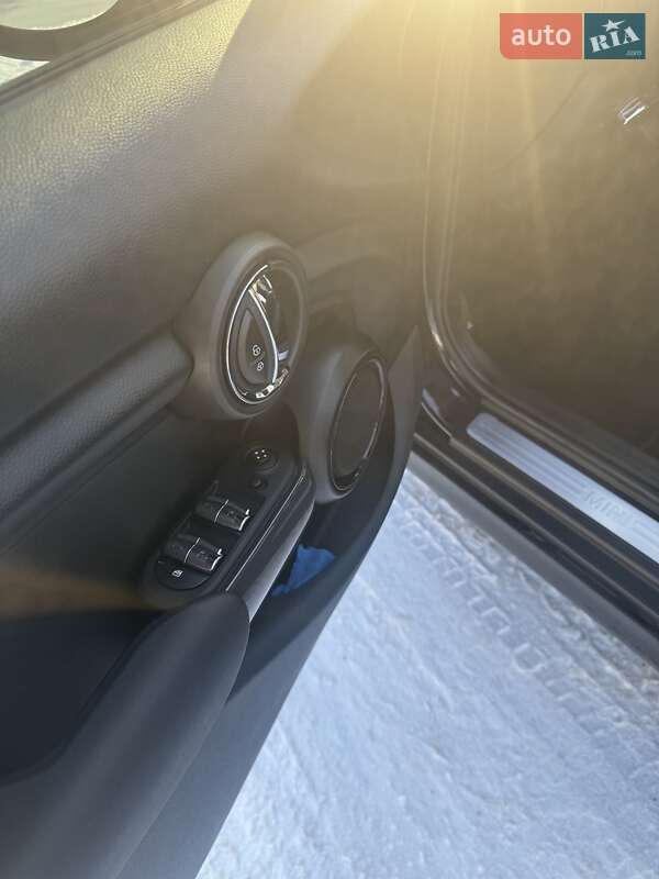 Хэтчбек MINI Hatch 2021 в Днепре фото 19 Хэтчбек MINI Hatch 2021 в Днепре