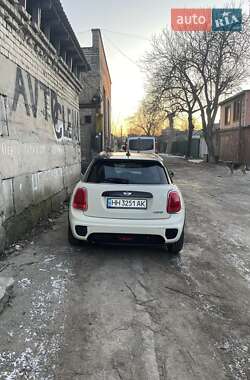 Хэтчбек MINI Hatch 2015 в Одессе