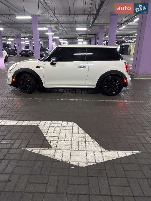 Хетчбек MINI Hatch 2016 в Києві фото 13 Хетчбек MINI Hatch 2016 в Києві