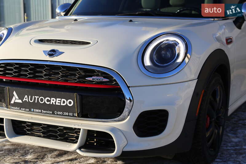 Хэтчбек MINI Hatch 2016 в Киеве