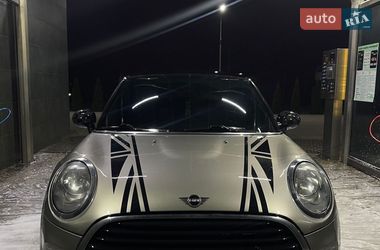 Хетчбек MINI Hatch 2017 в Вінниці