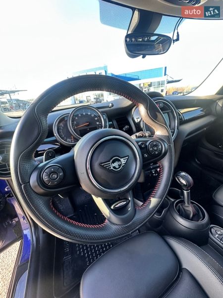 Хэтчбек MINI Hatch 2019 в Киеве