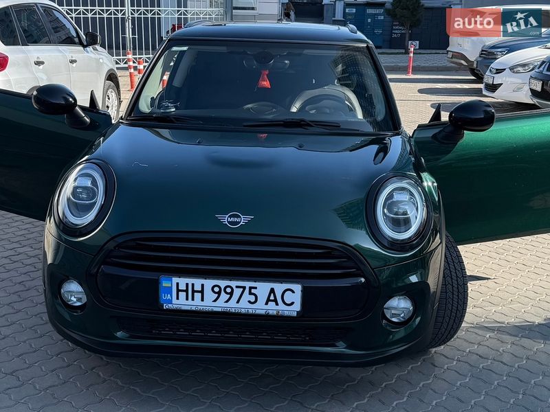 Хэтчбек MINI Hatch 2018 в Одессе