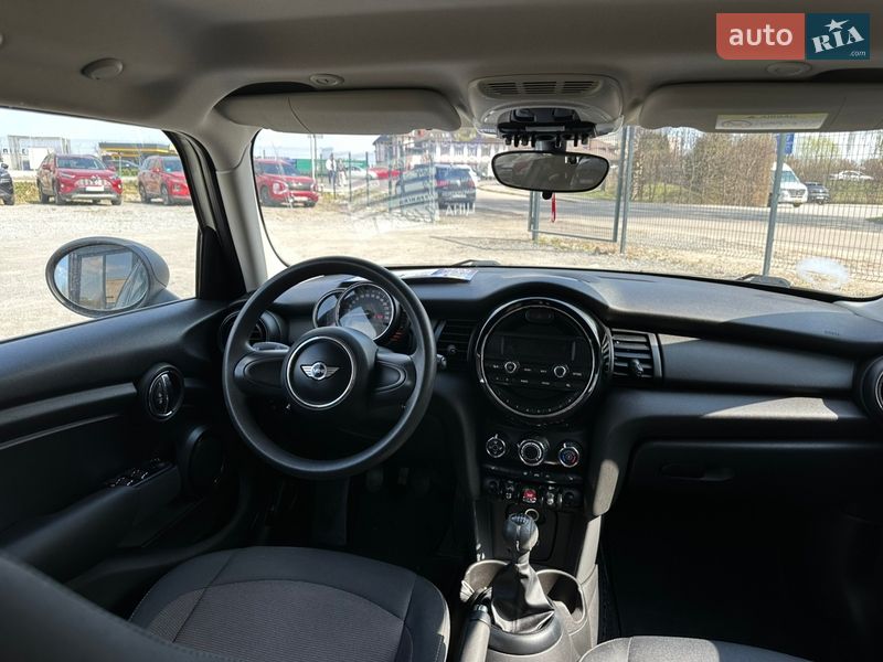 Хэтчбек MINI Hatch 2016 в Львове фото 22 Хэтчбек MINI Hatch 2016 в Львове