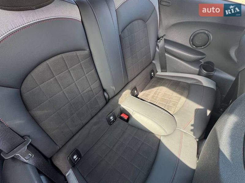 Хетчбек MINI Hatch 2021 в Житомирі