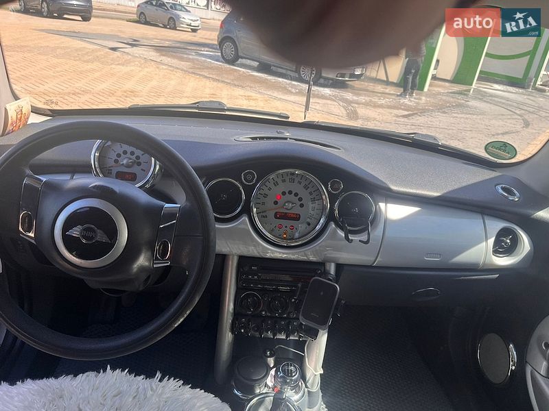 Хэтчбек MINI Hatch 2002 в Хмельницком