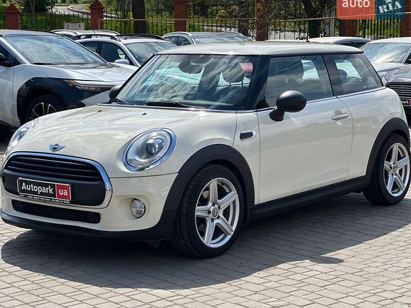 Хэтчбек MINI Hatch 2016 в Одессе