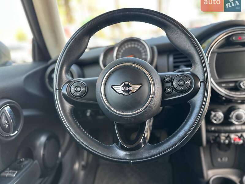 Хэтчбек MINI Hatch 2016 в Одессе